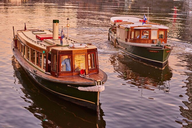1 Hour Sight seeing Melbourne River Cruise on historic vessel - Route Snapshot: 30 Minutes Up the Yarra