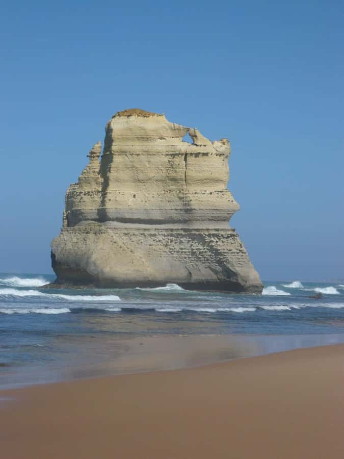 2 Day Great Ocean Road Small Group Tour - From cliff lookouts to the Memorial Arch story