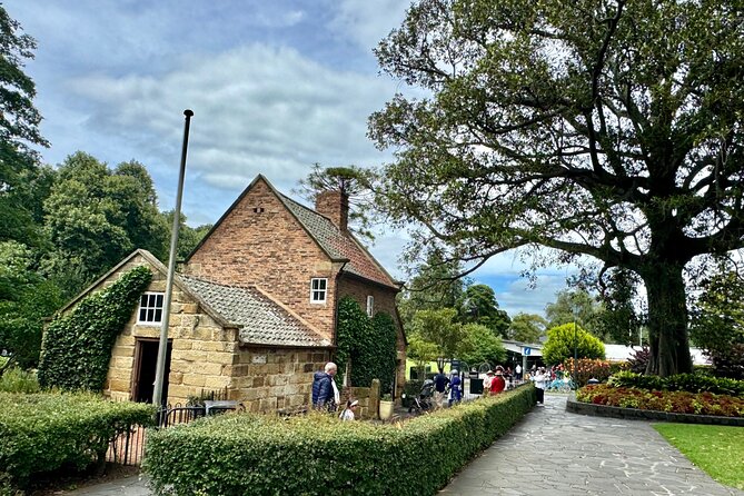 4 Hours Sightseeing Small Group Tour in Melbourne City - St Patrick’s Cathedral and Fitzroy Gardens: A Pause in the City
