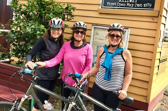 Around the Bay Sightseeing and Bay Cruise - Rocky Creek Strawberry Farm: a seasonal stop you should plan around