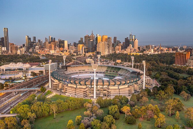 Aussie Football MCG Matchday Experience with a Local - Inside the MCG: how to enjoy a 100,000-seat match like a local