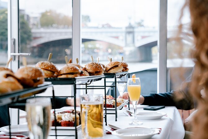 Bottomless Brunch Afloat in Melbourne - Brunch on board: portion feel, menu variety, and the one temperature caveat