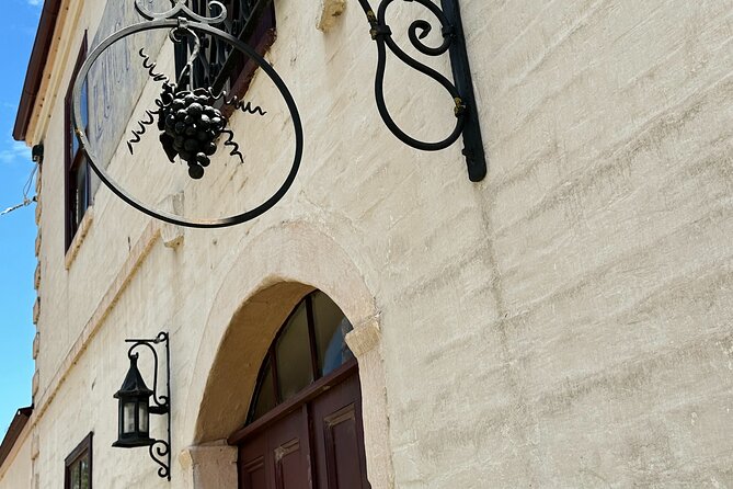 Cammino di Hepburn (Hepburn Walking Tour) at 5pm each Friday - The 1-hour route: what to expect between each stop