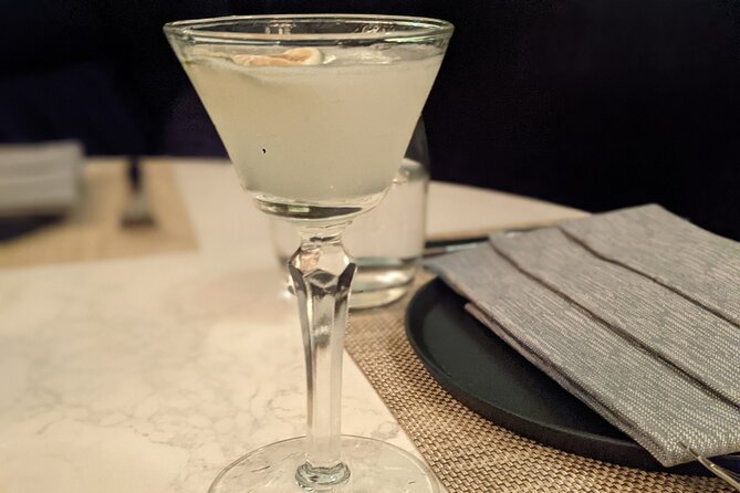 Evening Sip, Savor, Stroll Tour - Drinks + food pairings: how to make the most of the tasting format