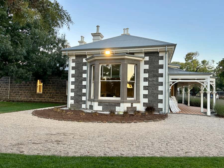 Eynesbury Homestead Dark Tales & Ghostly Trails Dinner&Tour - Who this tour suits best (and who should rethink it)