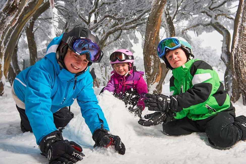 From Melbourne: Day Tour to Mt Buller with Snow Clothes - Coach Ride to the Snow: Premium Transfers from Southern Cross