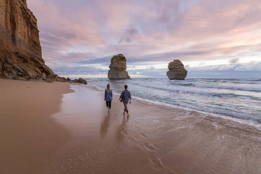 From Melbourne: Great Ocean Road, 12 Apostles & Koalas - Key highlights worth waking up for