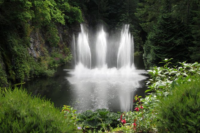 Fully narrated tour of Butchart Gardens and Saanich Peninsula - A private Butchart Gardens morning, without the hassle