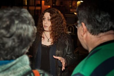 Ghostly Walking Tour in Victoria - One Hour of Storytelling: Why the Guides Make It Work