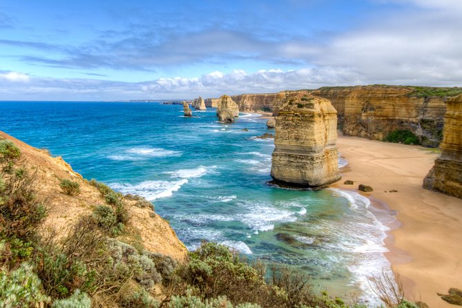 Great Ocean Road Grampians 3 Day National Park Tour Melbourne Roundtrip - Day 1 on the coast: Apollo Bay, Otway rainforest, Twelve Apostles, and Loch Ard Gorge