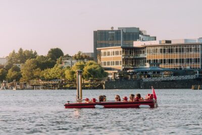 Hot Tub Boat Ride Around Victoria - What the Hot Tub Setup Actually Means (Fresh Water, Heat, and Comfort)