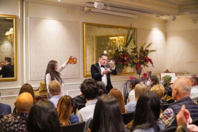 Impossible Occurrences - Melbourne Magic Show - The 5-star Marriott setting and how the room changes the show