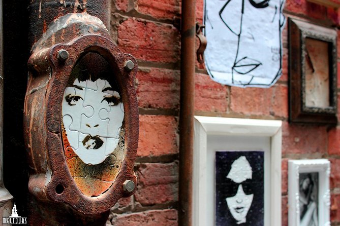 Laneways of Melbourne - Why Melbourne laneways feel like a second city, not side streets