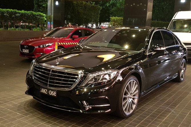 Luxury Private Airport Transfer Melbourne - Meet-and-greet flow: airport handoff without the guessing game