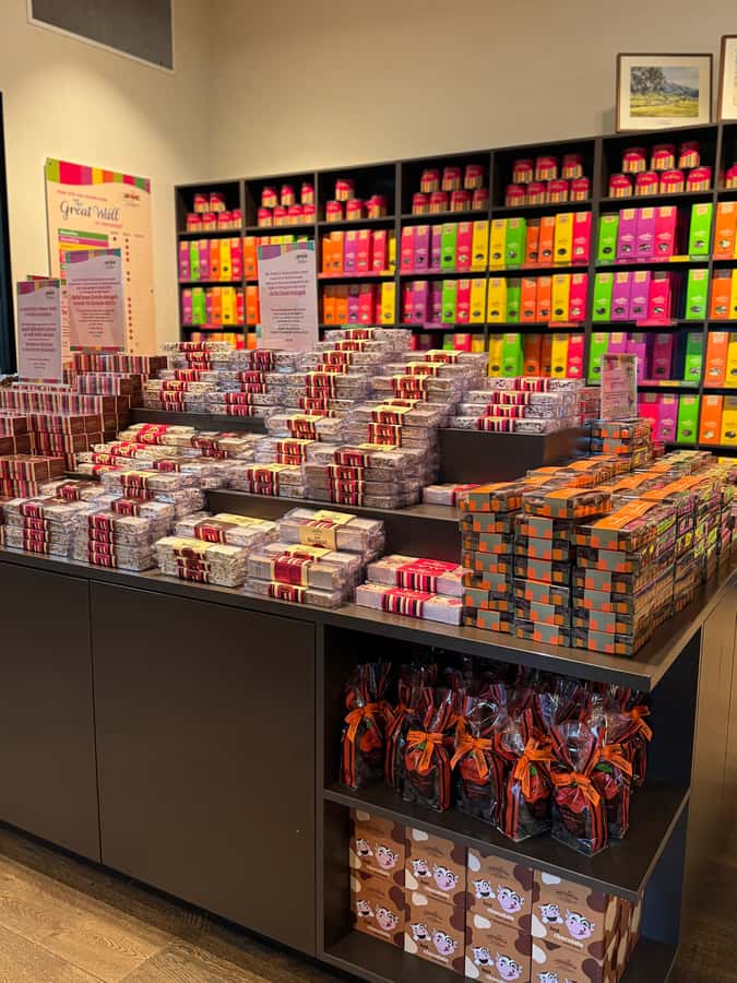 MEL: Private Yarra Valley Wine & Healesville Sanctuary Tours - Yarra Valley Chocolaterie: the sweet stop that earns its minutes