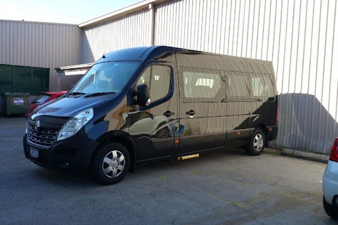 Melbourne Airport Transfer with Meet and Greet Service - The “meet your driver” advantage at Melbourne Airport