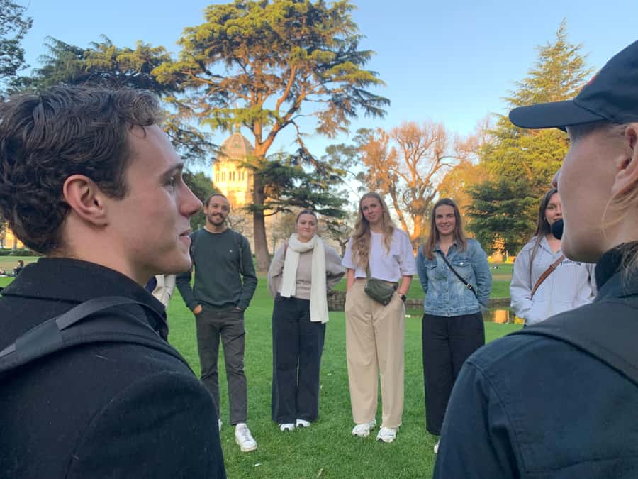 Melbourne: City Highlights Guided Walking Crime Tour - From bank robbery shenanigans to exorcisms: the tour’s oddball range