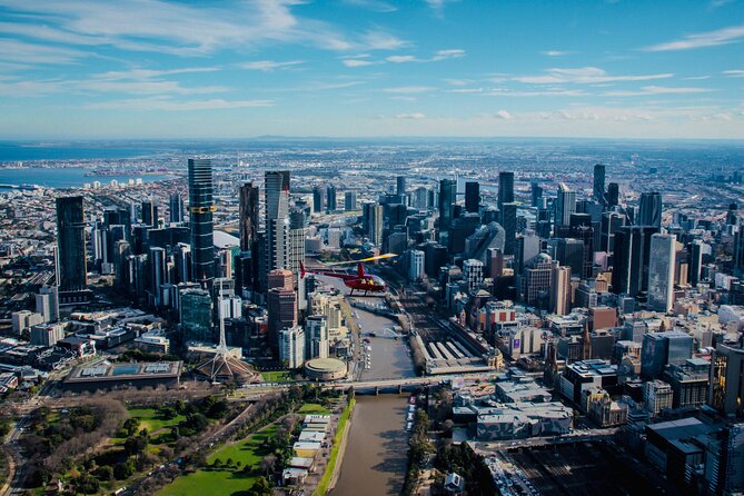 Melbourne City Scenic Helicopter Ride - Rotor One at Essendon Fields: getting to Hangar 7 without stress