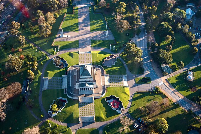 Melbourne City Scenic Helicopter Ride - Melbourne Zoo: a chance to spot elephants and giraffes