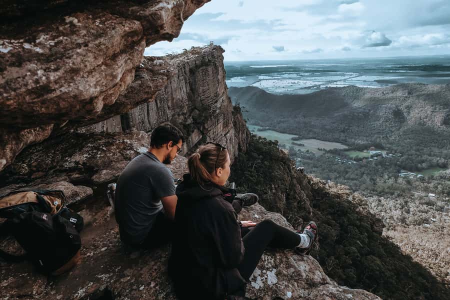 Melbourne: Grampians Day Tour - Halls Gap stop: kangaroo spotting with your guide