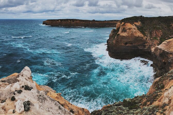 Melbourne: Great Ocean Road Tour with Maxi Highlights in One Day - Split Point Lighthouse and the Red Hat: a classic stop with big payoff