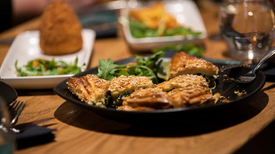 Melbourne: Guided Walking and Foodie Tour - Vegan Options and Dietary Needs: What’s Guaranteed and What to Confirm