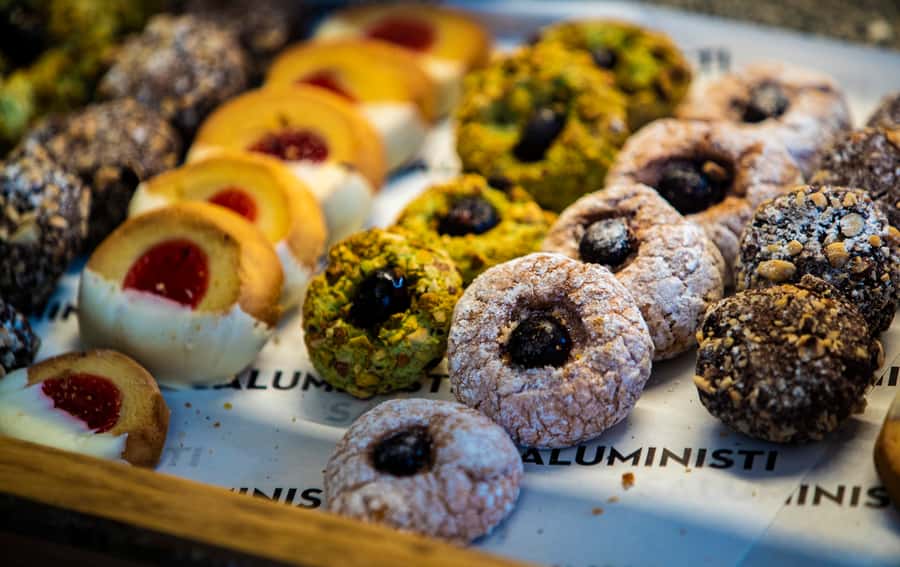 Melbourne: Guided Walking and Foodie Tour - Meeting at the Immigration Museum: Museum Access and the Story Thread