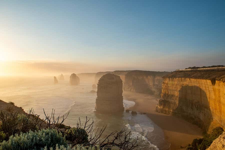 Melbourne: Helicopter Tour to 12 Apostles & Great Ocean Rd - Bells Beach, Lorne, Wye River, and the coast you normally miss