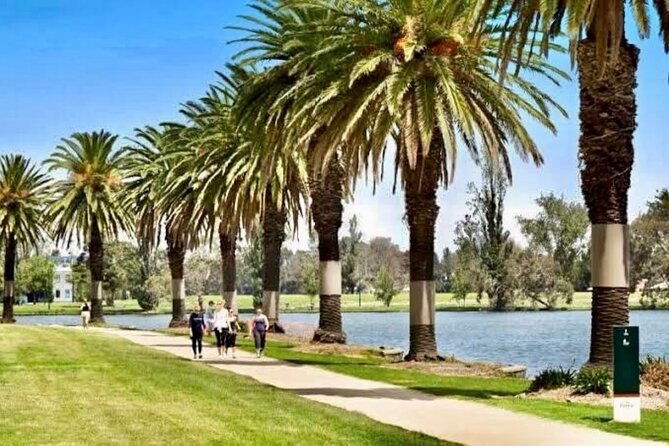 Melbourne Landmark City Tour. Your day Your way Your private tour - St Kilda Pier: a smart lunch break with waterfront choices