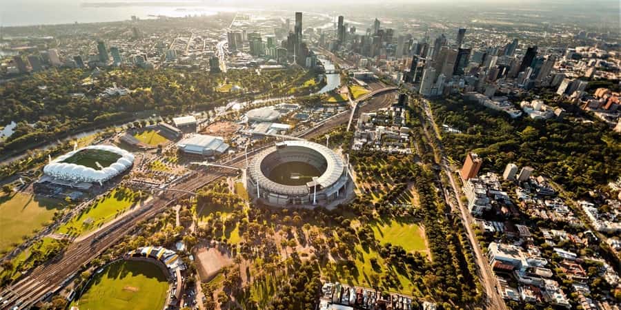 Melbourne: MCG & Sports Venue Sightseeing Tour - Federation Square Start: A Clean, Central Way to Begin