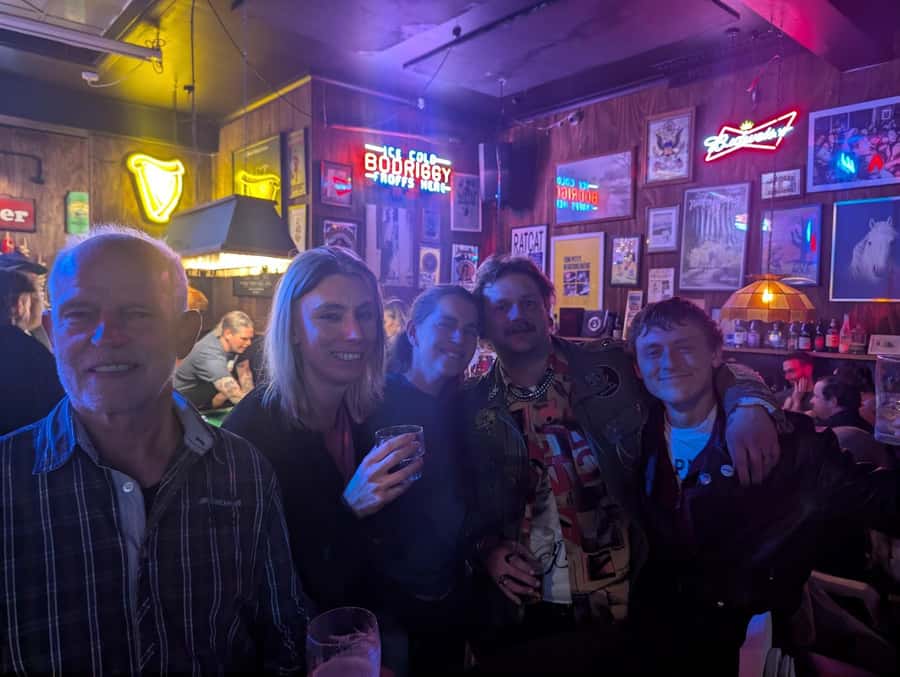 Melbourne Music Venue Pub Crawl with History + 2 Free Drinks - Lulie Tavern: Americana vibes and your first free pot