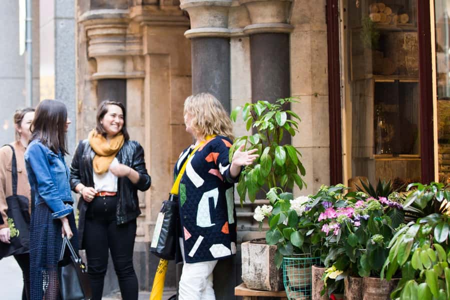 Melbourne: Original Lanes & Arcades Walk (max 8 guests only) - The tram ride to a hidden spot: classic Melbourne, with direction