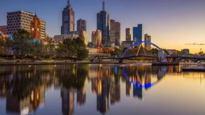 Melbourne: Private Custom Tour with a Local – Icons & Gems - The laneways and street art that make Melbourne click