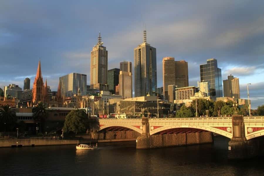 Melbourne: Private Custom Walking Tour with Local Guide - Key points to know before you go