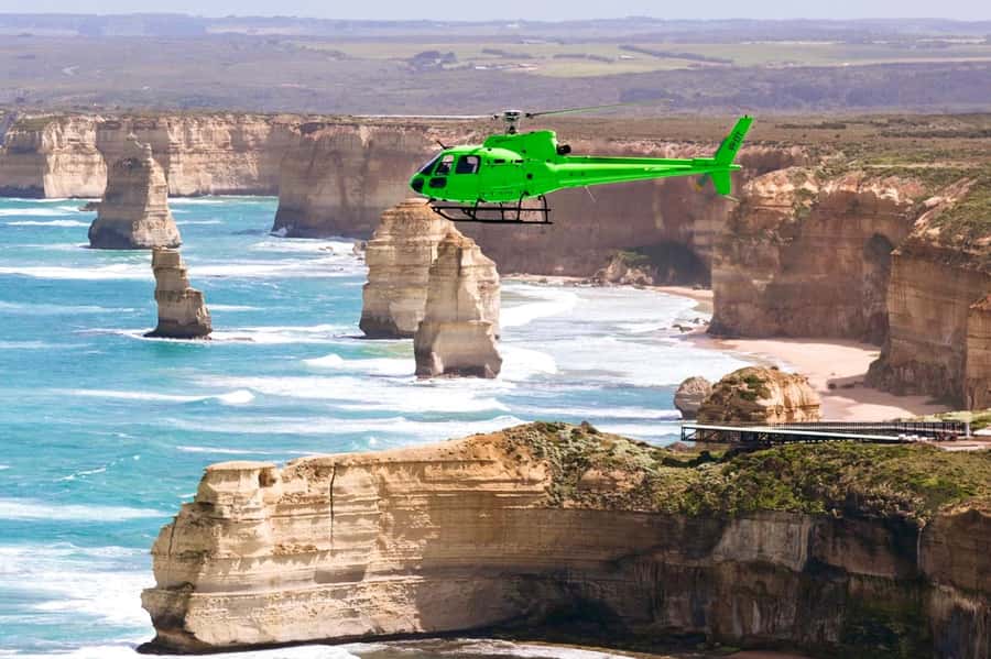 Melbourne: Private Helicopter Flight to the 12 Apostles - The optional winery stop: when lunch should be part of the plan