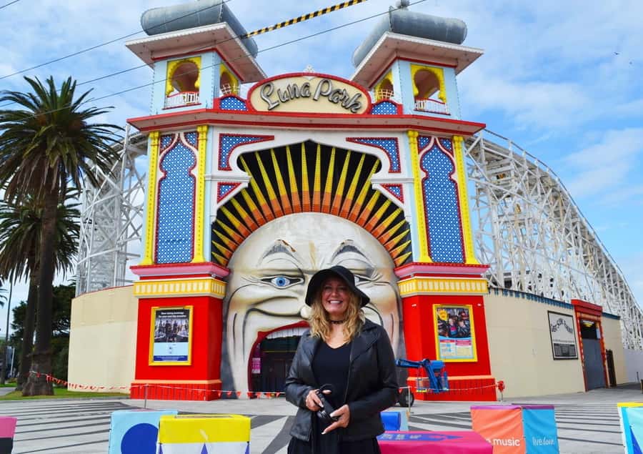 Melbourne: Private Melbourne City Tour with Stops - Price and value: what $111 buys you in 150 minutes