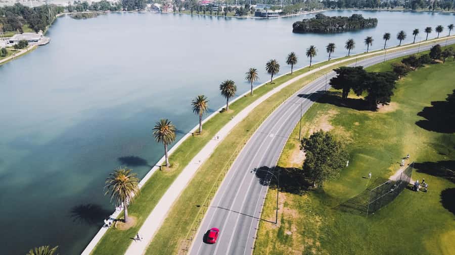 Melbourne: Private Melbourne City Tour with Stops - A private Melbourne route that cuts through guesswork