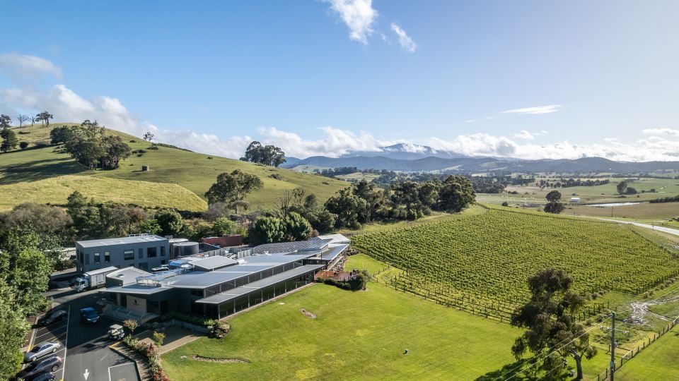 Melbourne: Private Yarra Valley Winery Lunch by Helicopter - Price and value: is $527 per person fair?