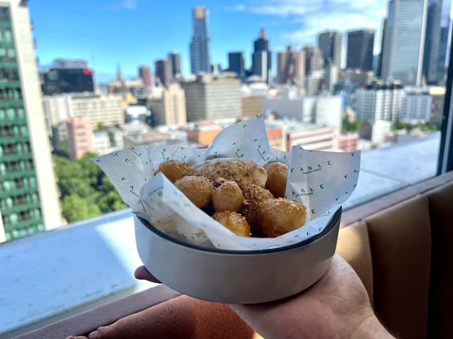 Melbourne: Secret Food Tour - Cheese and Chocolate Pairing Plus Wine Tasting