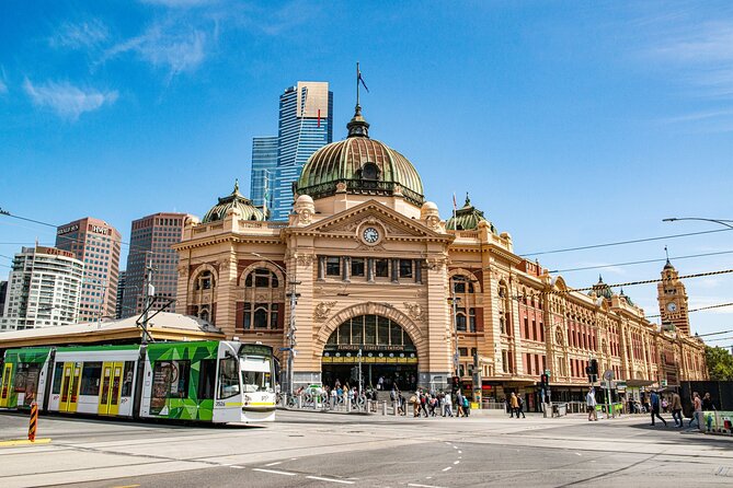 Melbourne Sightseeing Tour in Small Group - 9:00am start and small-group pace (up to 10)
