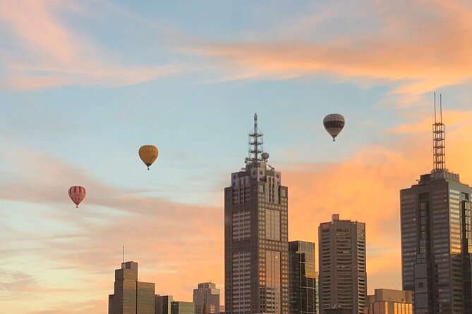 Melbourne Sightseeing Tour in Small Group - Melbourne Cricket Ground (MCG): a fast hit for sports fans