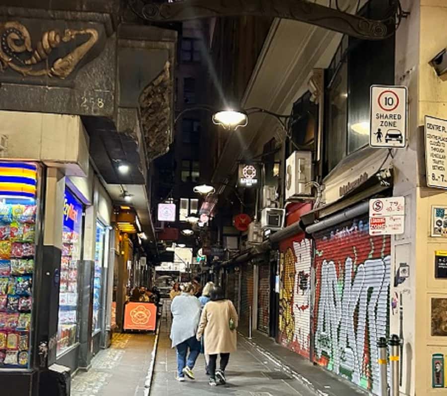 Melbourne: Spirits and Ales Haunted Pub Walking Tour - Entering Melbourne’s Haunted Pub Scene in 90 Minutes