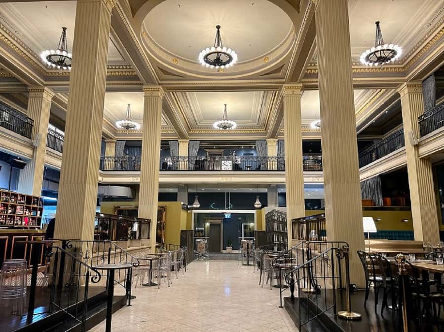 Melbourne: Spirits and Ales Haunted Pub Walking Tour - Nighttime Comfort Tips for a Spooky Walking Evening
