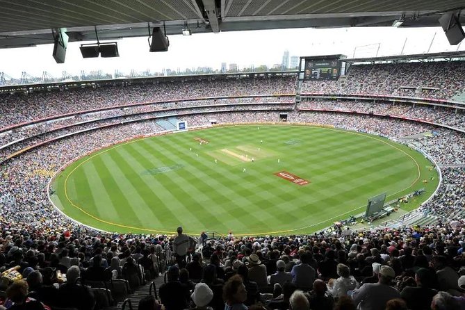 Melbourne Sports Experience + MCG Tour Combo - Quick wins on this Melbourne Sports + MCG combo