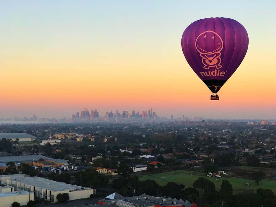 Melbourne: Sunrise Hot Air Balloon Experience with Breakfast - The Safety Talk, the Basket, and Those First Minutes