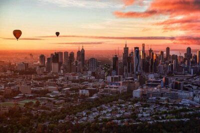 Melbourne Sunrise Hot Air Balloon Ride with GoPro Photos - From Pullman Melbourne On The Park to Liftoff