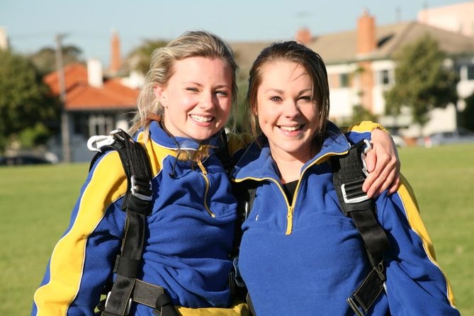 Melbourne: Tandem Skydive Experience over St. Kilda Beach - The flight up to 15,000 feet: the views start fast