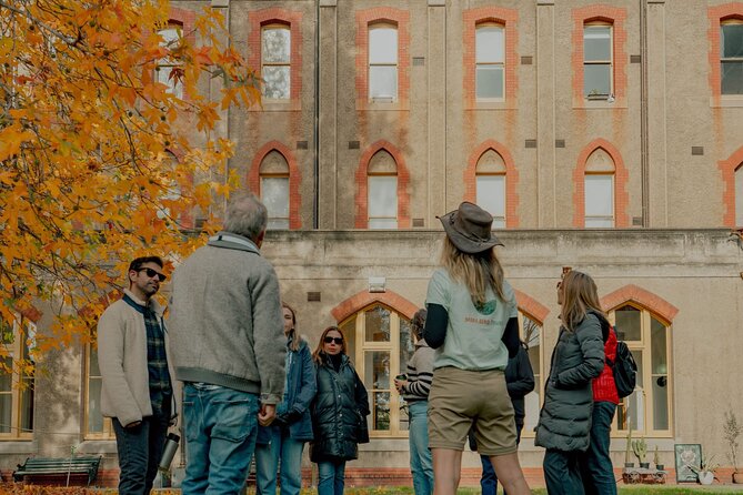 Melbourne Tour: Walk the Yarra & Heritage Convent Experience - The guide effect: why Chloe’s approach matters