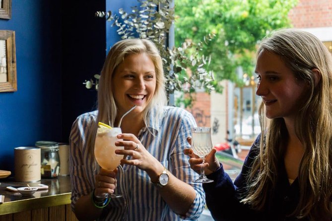 Melbourne's Living Laneway Scene: Local Bars and Their Stories - Key highlights at a glance