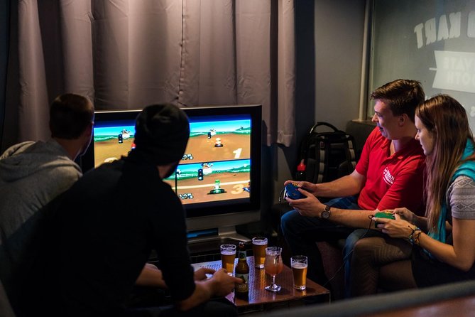 Melbourne's Living Laneway Scene: Local Bars and Their Stories - Comfort, weather, and pacing (read this before you go)